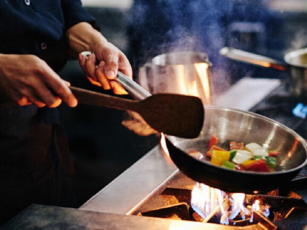 vegetable stir-fry cooking