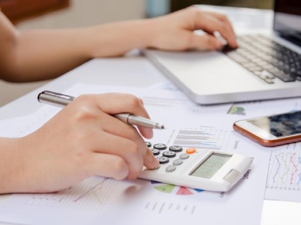 calculator laptop desk