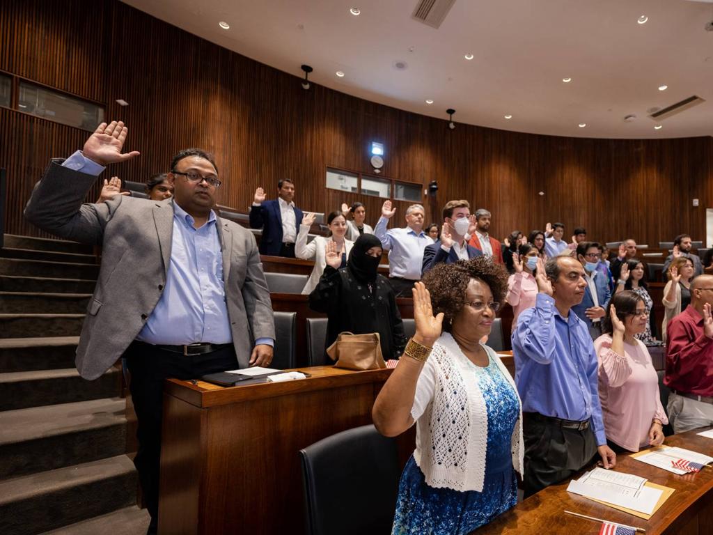 courtroom oath ceremony